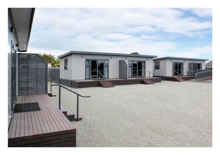 Kaiapoi Pine Lake View Lodge מראה חיצוני תמונה