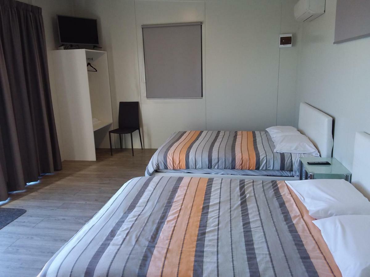 Kaiapoi Pine Lake View Lodge מראה חיצוני תמונה